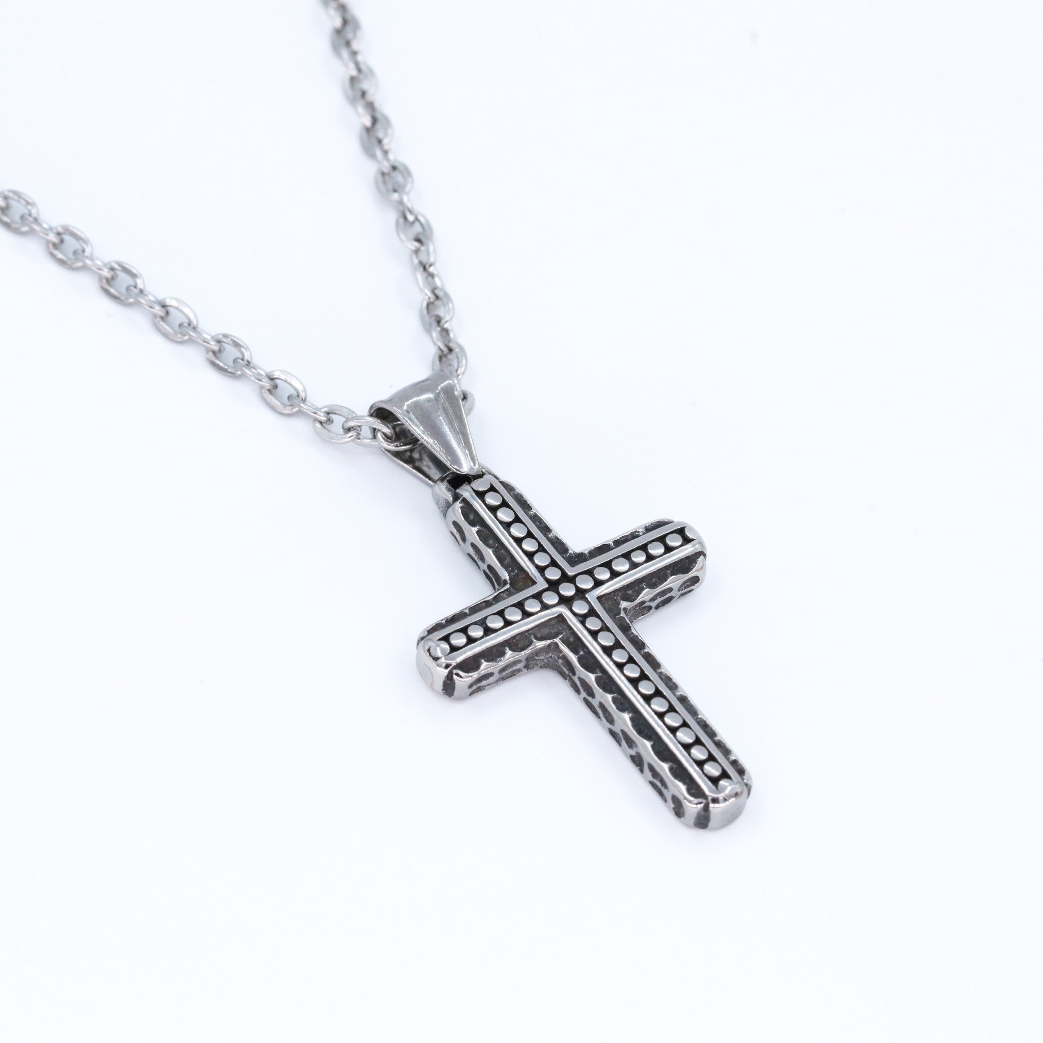 INecklace enkulu yomnqamlezo